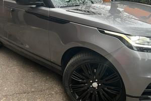 LAND ROVER VELAR