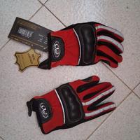 Guanti moto