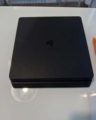 Playstation 4+2 Dualshock versione 12.00+Kit