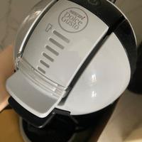 Macchina caffè Nescafé Dolce Gusto