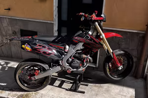 StupendaHonda CRF 450 anno 2011