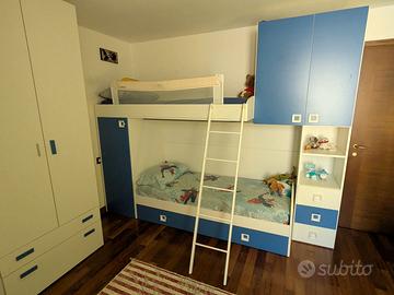camera per due ragazzi con letto a castello