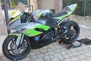 Kawasaki ZX6r 636 2014 pronto pista