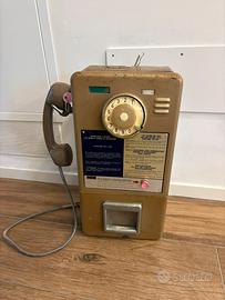 Cabina telefonica vintage