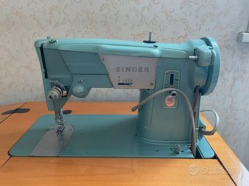 Macchina da cucire vintage SINGER, Modello 327K