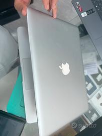 MACBOOK PRO
