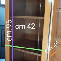 Vetrinetta con ripiani