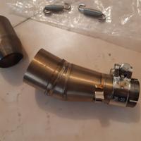 Raccordo adattatore scarico