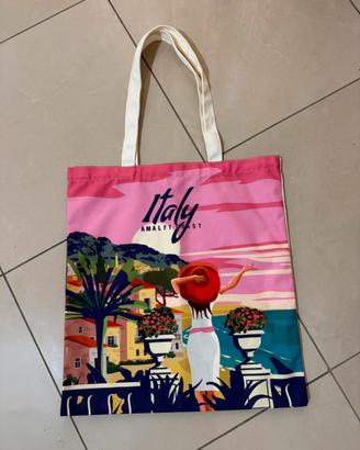 Tote bag