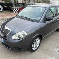 Lancia Ypsilon 1.4 Unyca GPL Unipro 2012