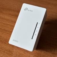 TP-Link TL-WPA4220 AV600 Powerline Wi-Fi Extender