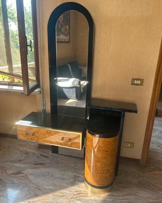 Toeletta vintage con specchio