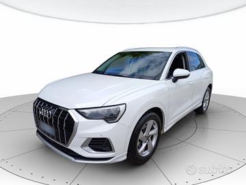 AUDI Q3 35 1.5 tfsi Business Advanced s-tronic