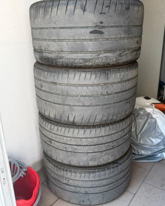 4 Pneumatici Michelin Pilot Sport Cup 2