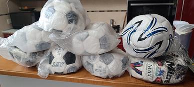 palloni da calcio n. 5