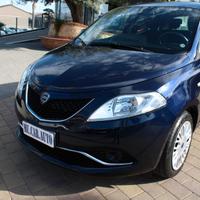 Lancia Ypsilon 1.2 69 CV 5 porte Silver
