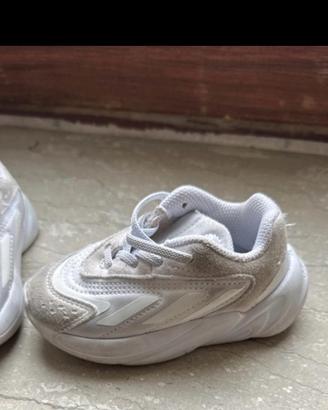 Scarpe Adidas Ozelia Bimbi n. 23