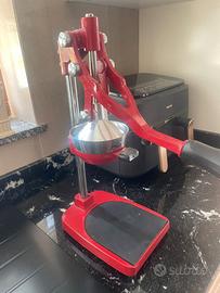 spremiagrumi a pressa