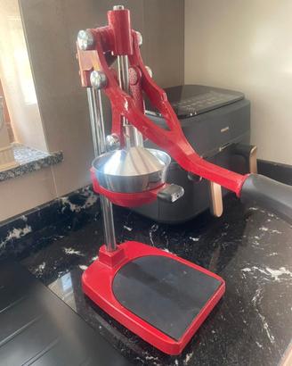 spremiagrumi a pressa