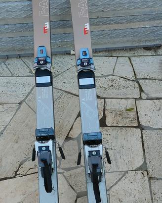 sci Elan con attacchi Tyrolia