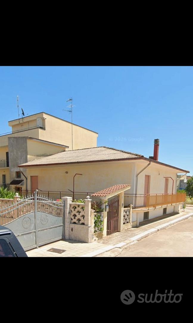 Splendida Villa Indipendente Bifamiliare in Vendit - Vista 2