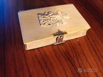 Messale con copertina rigida d'epoca