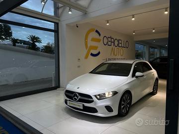 MERCEDES-BENZ A 180 d Automatic Businesstua da €