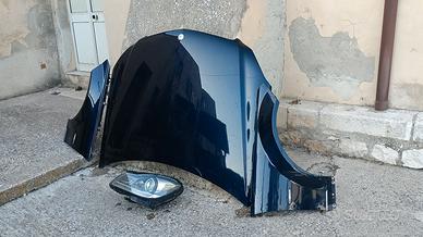 Cofano, faro, mascherina e parafanghi 