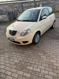Lancia y anno 2006 1200 benzina