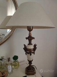 Lampada da tavolo