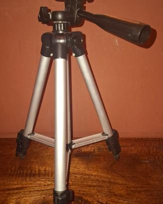 Treppiede Foto e Video