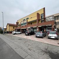 NEGOZIO A BORGARO TORINESE