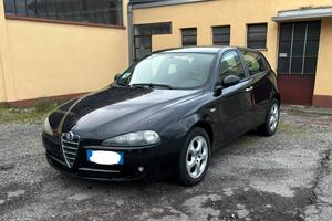 Alfa Romeo 147 1.6 Benzina