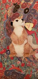 Pupazzi in peluche di vari animali