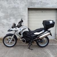 Moto enduro stradale BMW F650 GS del 2011