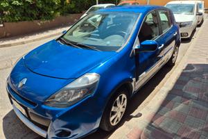 RENAULT Clio 3ª serie - 2012