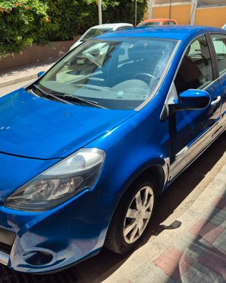 RENAULT Clio 3ª serie - 2012