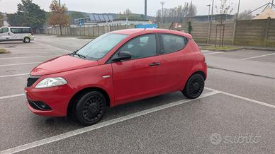 Lancia Ypsilon 1.0 FireFly 5 porte S&S Hybrid Ecoc