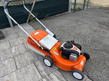 TOSAERBA STIHL RM248T USATO