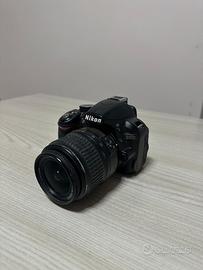 Nikon D3100 + Obiettivo Af-S Dx 18-55