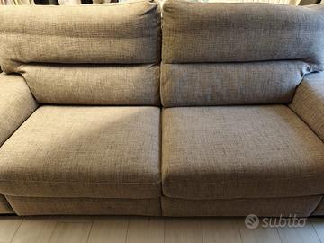 Divano 3 posti Poltrone e Sofa ,1 anno di garanzia