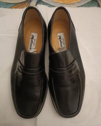Mocassini classici in pelle nera da uomo