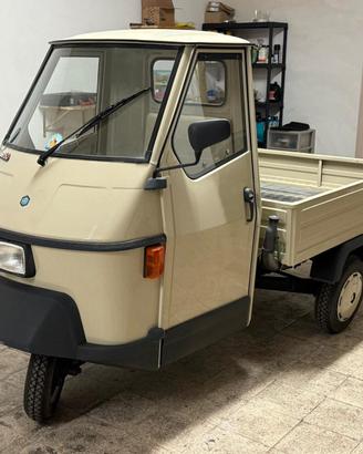 APE CAR PIAGGIO -COMPLETA DI OMBRELLONE 3X3 