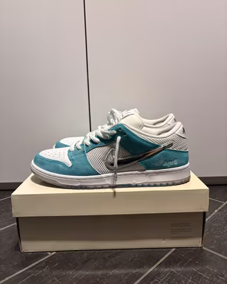 Nike dunk SB April