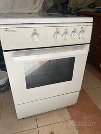Cucina a gas 4 formelle con forno
