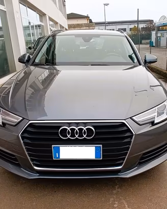 Audi A4 35 Avant 2.0 TDI 150 CV ultra S tronic Bus