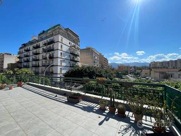 Pitrè/Calatafimi: 250 mq ristrutturato con terrazz