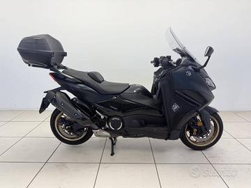 YAMAHA T-Max 560