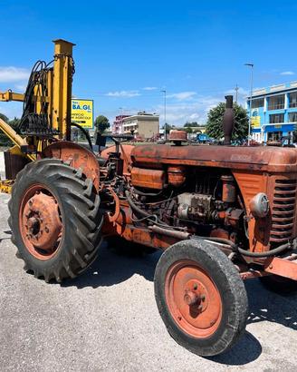 om 35 40 R con zollatrice Mac Bert 650