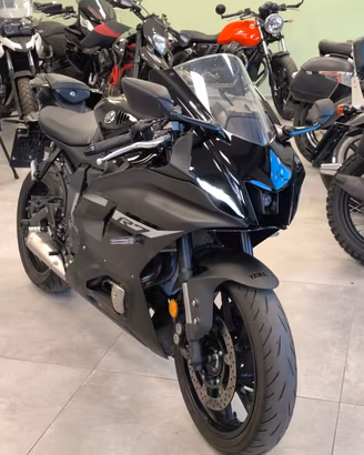 YAMAHA YZF-R7 (2024) – PARI AL NUOVO – GARANZIA UF